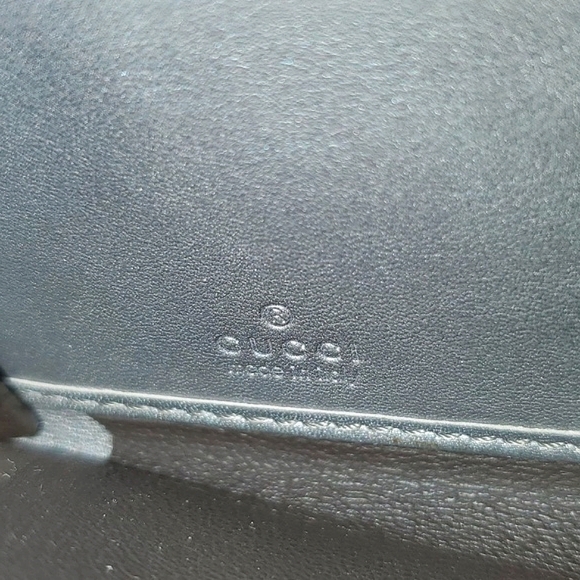 Gucci Micro GG Long Zip-Around Wallet - Picture 3 of 14